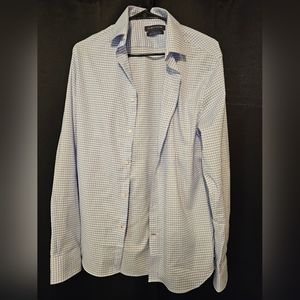5/25$ Dress shirt tommy hilfiger